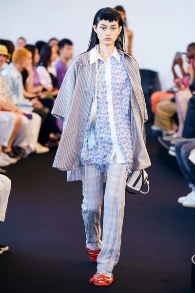 Look 34